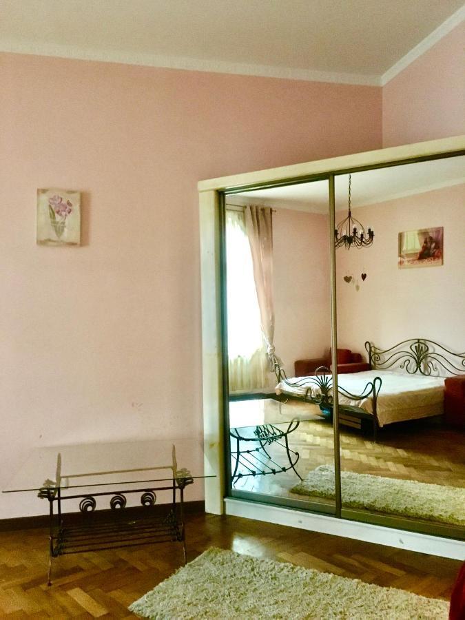 Lviv'S Prospekt Shevchenka Apartments Экстерьер фото